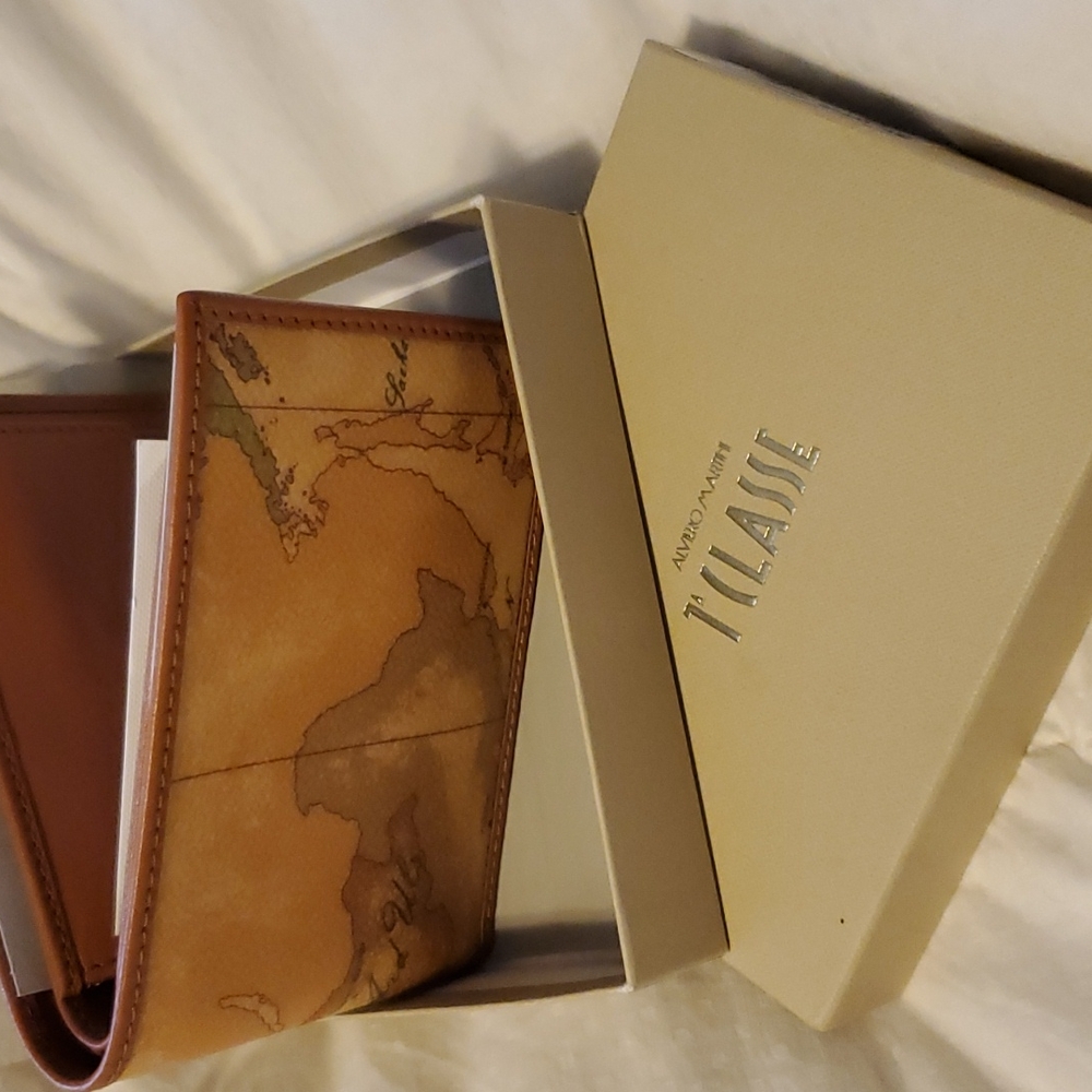 ALVIERO MARTINI 3 Fold Wallet